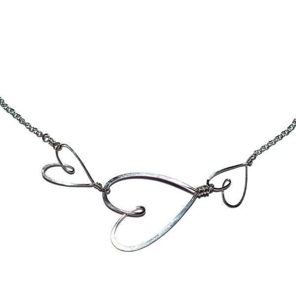 Beth Jewelry, handmade 3 small hearts necklace