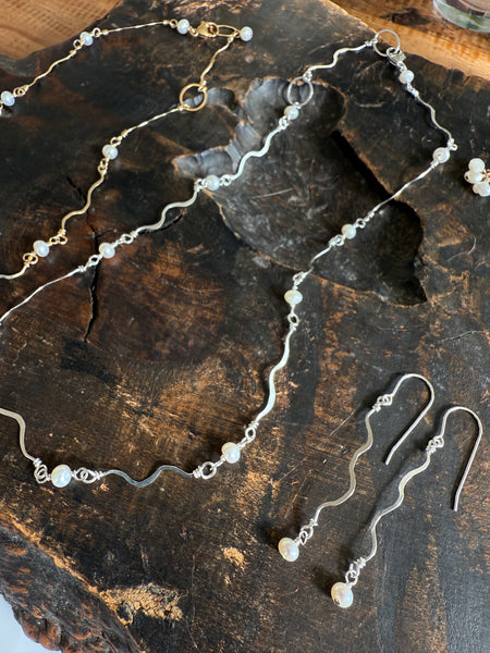 Pearl Waves Necklace