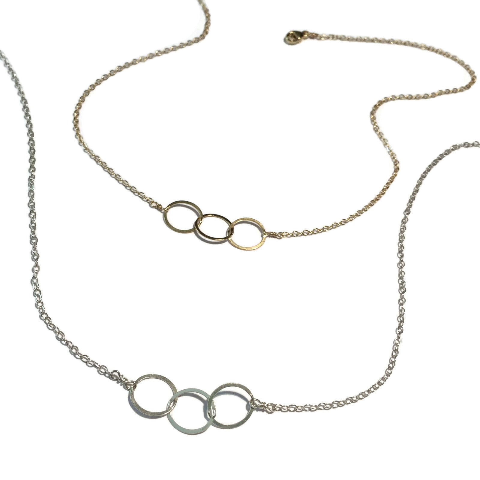 Family of Three Interlocking Circle Necklace – Ornata