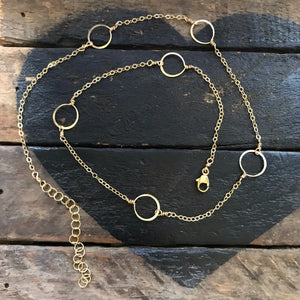 6 Tiny Circles Necklace